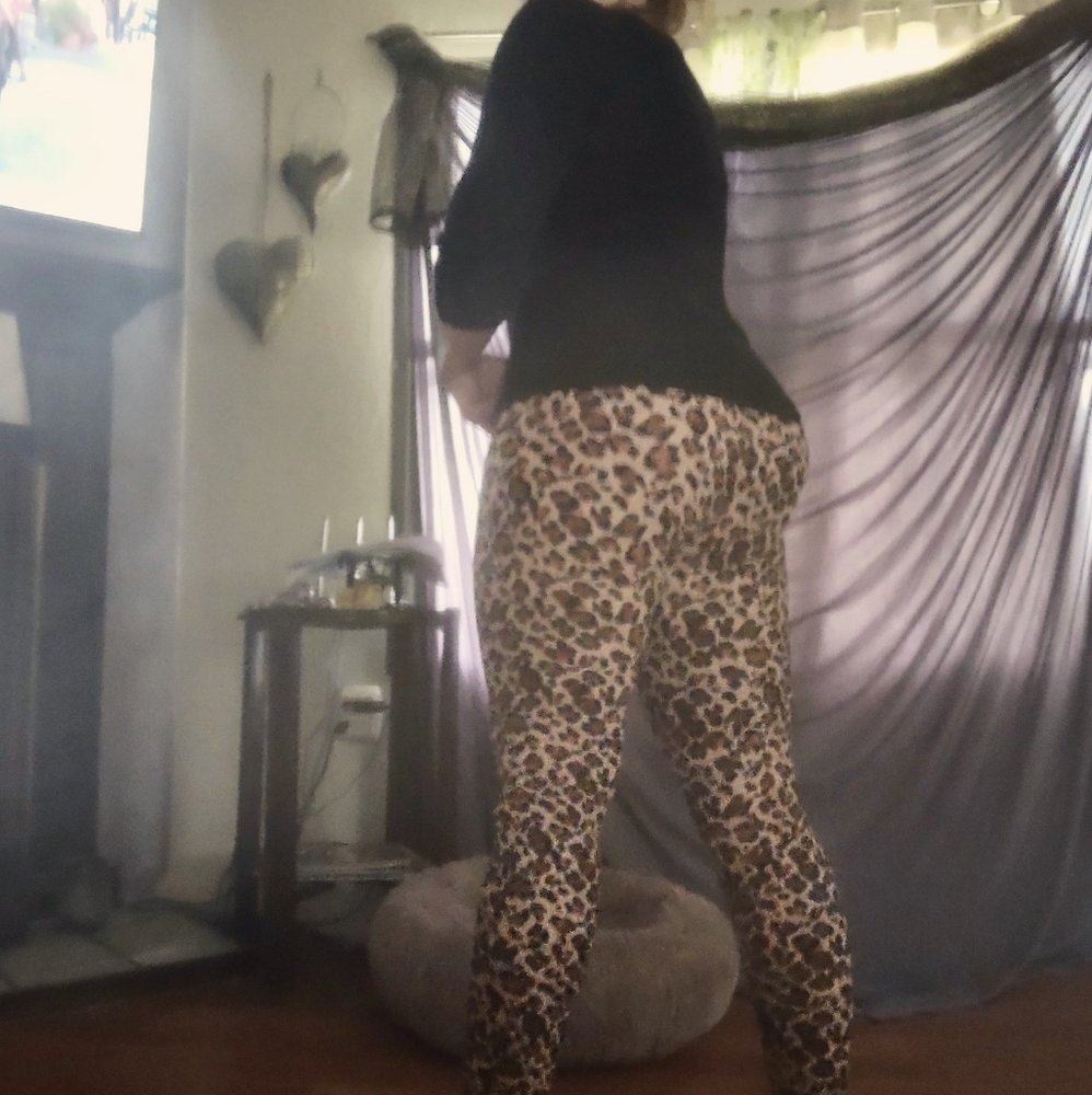 Women's cheetah print leggings - Picture 3 of 7